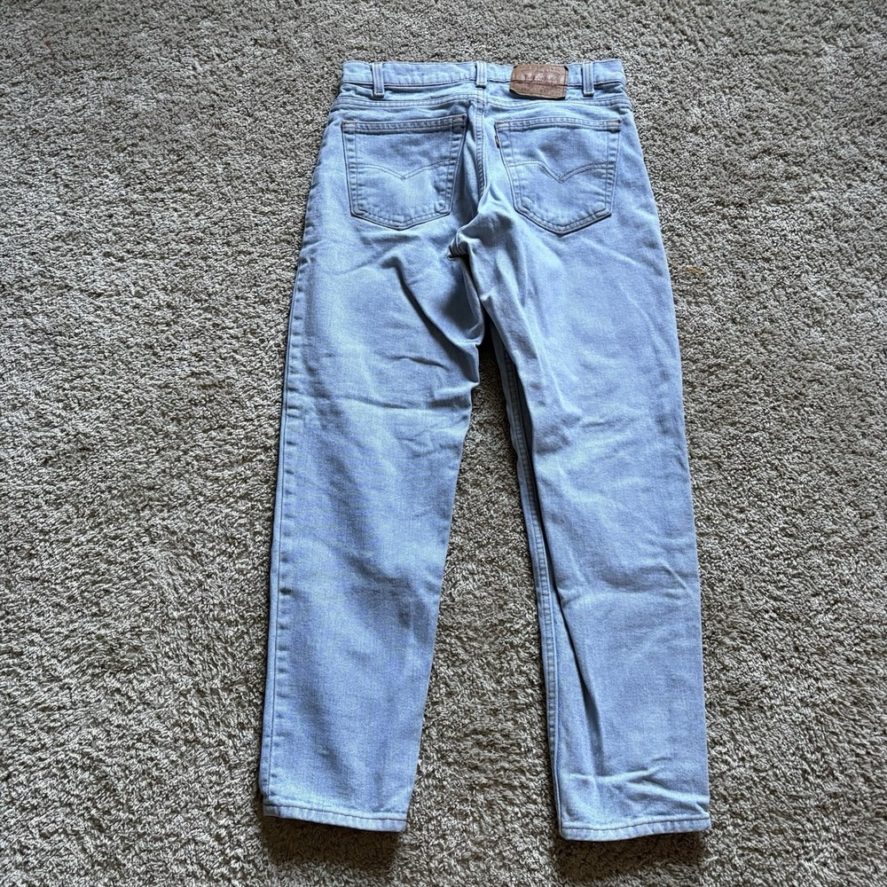 Vintage 90s Levis 550 Men's 32x29 Light Wash Loose Fit Tapered Leg